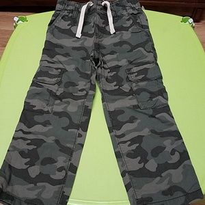 Toddler camo pants sz 3t NWT